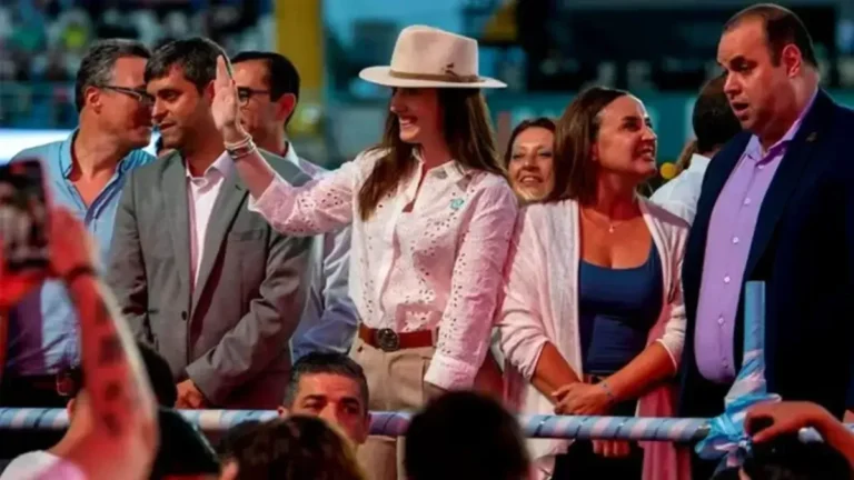 Victoria Villarruel reapareció en el Festival de Jesús María: «Acá soy cordobesa»
