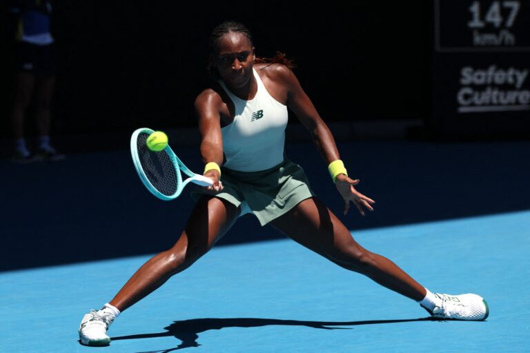 Australian Open: el curioso pedido de Coco Gauff al árbitro sobre el vestido personalizado que utilizó para jugar