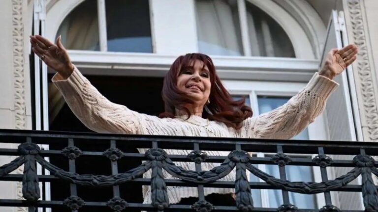 «No somos la derecha mafiosa»: Cristina Kirchner confirmó su presentación en Comodoro Py