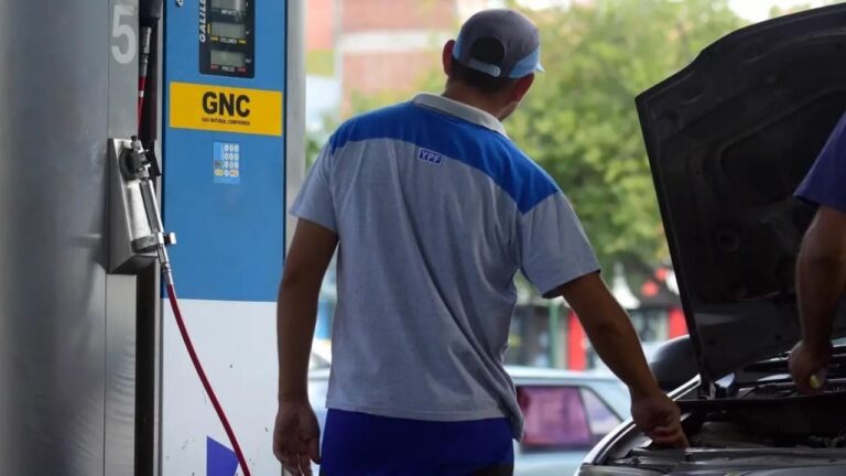 Todo lo que dejó la falta de GNC en el país por la ola polar