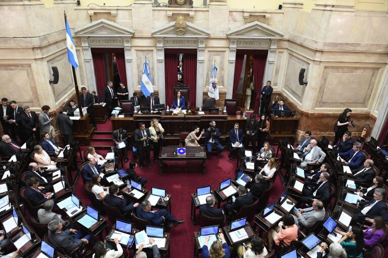 El Senado sancionó el aumento a las jubilaciones
