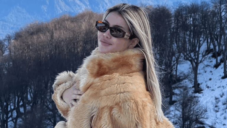 Wanda Nara y una osada sesión de fotos al límite de la censura en Villa La Angostura