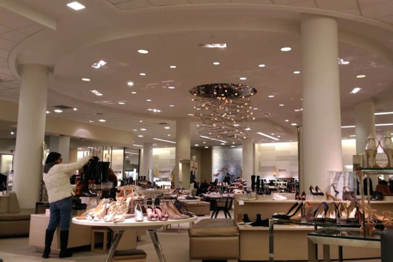 Ni Florida ni California: el centro comercial en Illinois que le ganó a los shoppings tradicionales, según este ranking