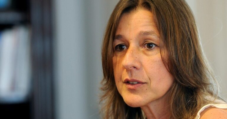 Una ex funcionaria kirchnerista pide descabezar a la Policía bonaerense tras el escándalo con 24 agentes y la campaña libertaria